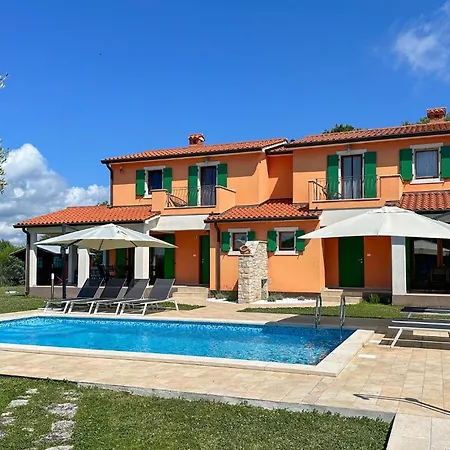 Awesome In With House A Panoramic View * Labin (Istria)